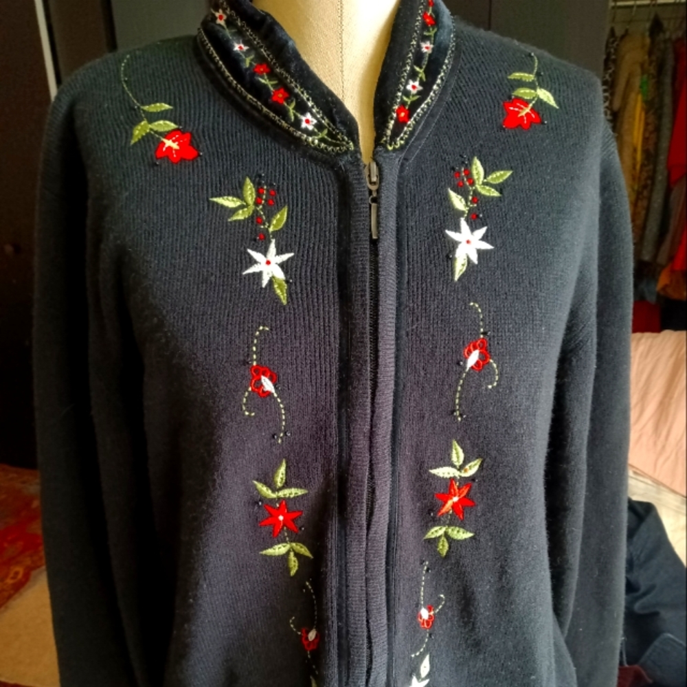Natural Impressions Embroidered Black Sweater Medium Acrylic Wool Blend